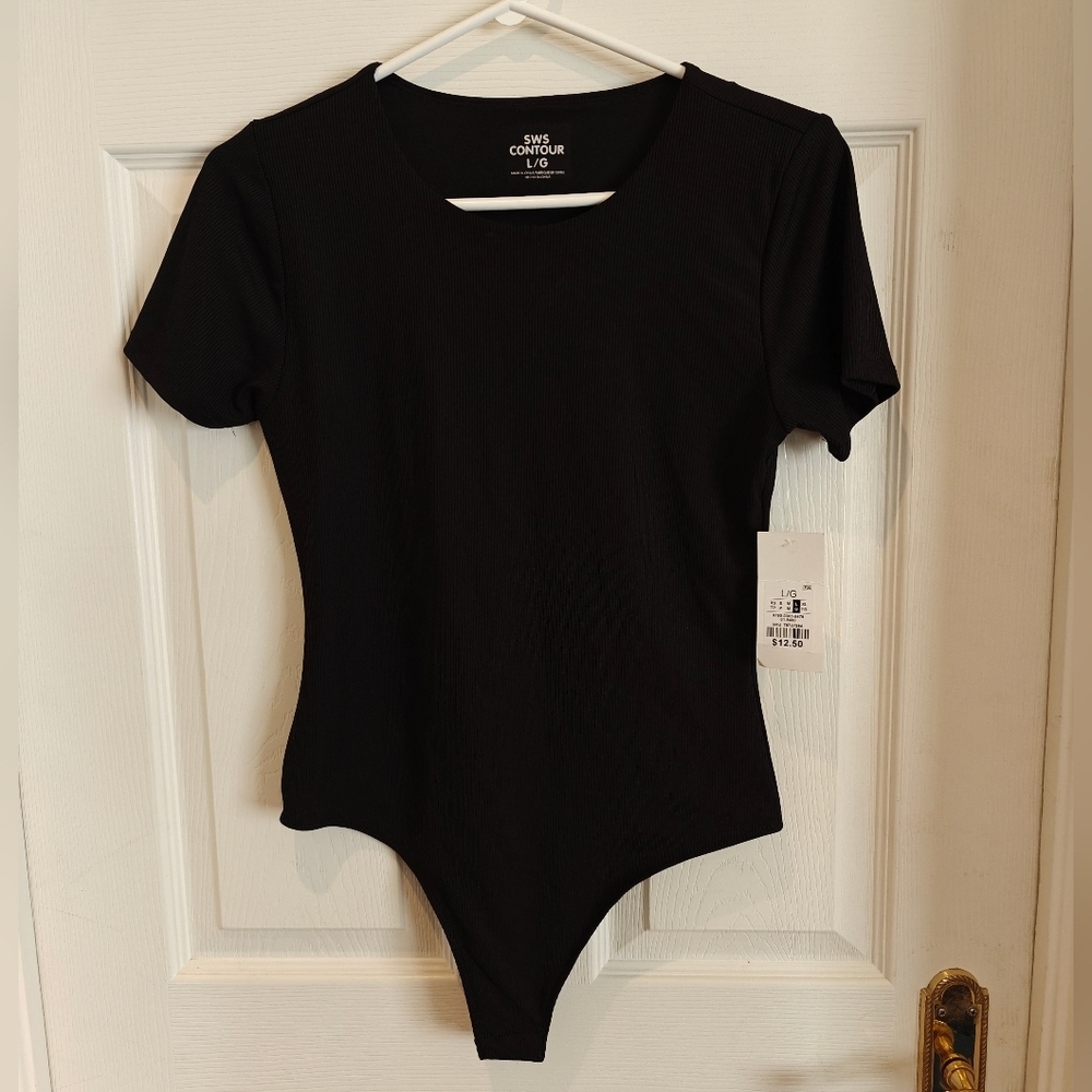 NWT BODYSUIT snap Body Suit Black Shortsleeve